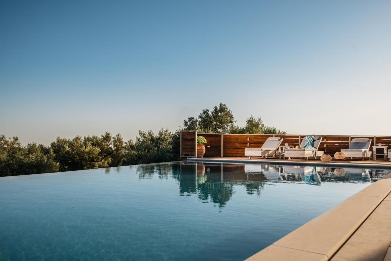 Villa Elithea Exo Khora Luaran gambar