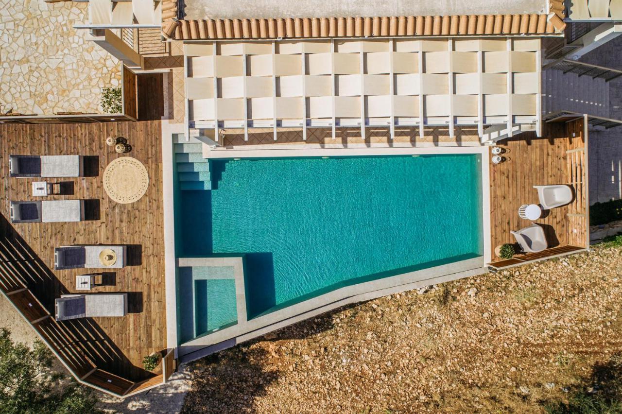 Villa Elithea Exo Khora Luaran gambar
