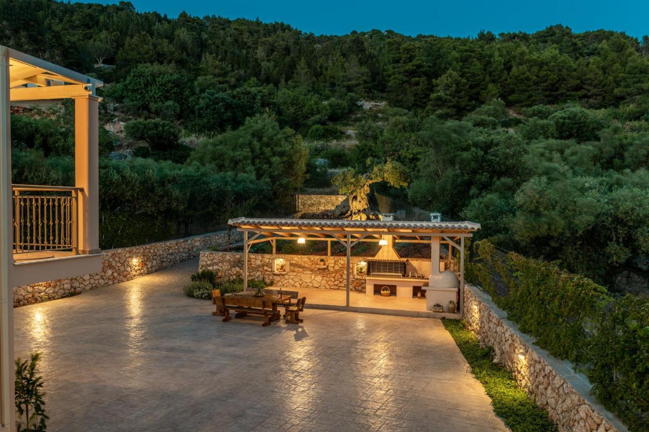 Villa Elithea Exo Khora Luaran gambar